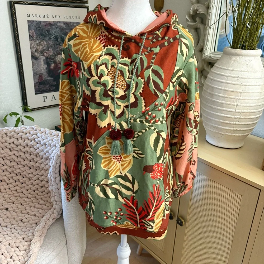 FARM RIO‎ Tropical Print Hoodie Sweater Size PP NWT